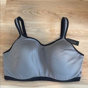Natori Yogi Women's Black and Gray Bra size 40G